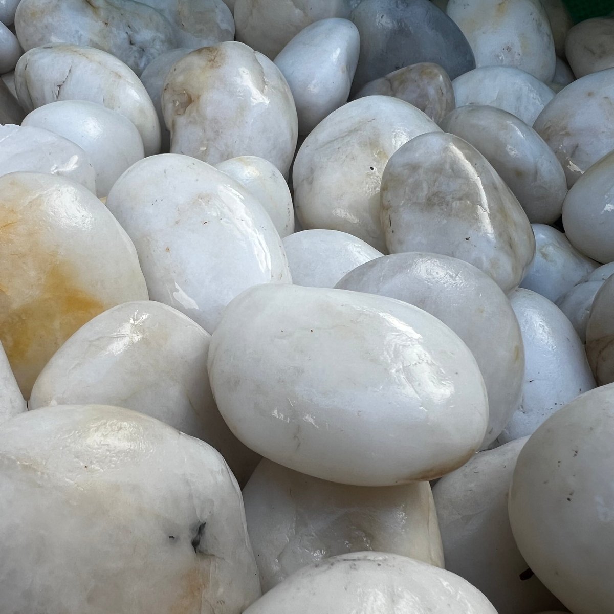 Sỏi thạch anh trắng sữa