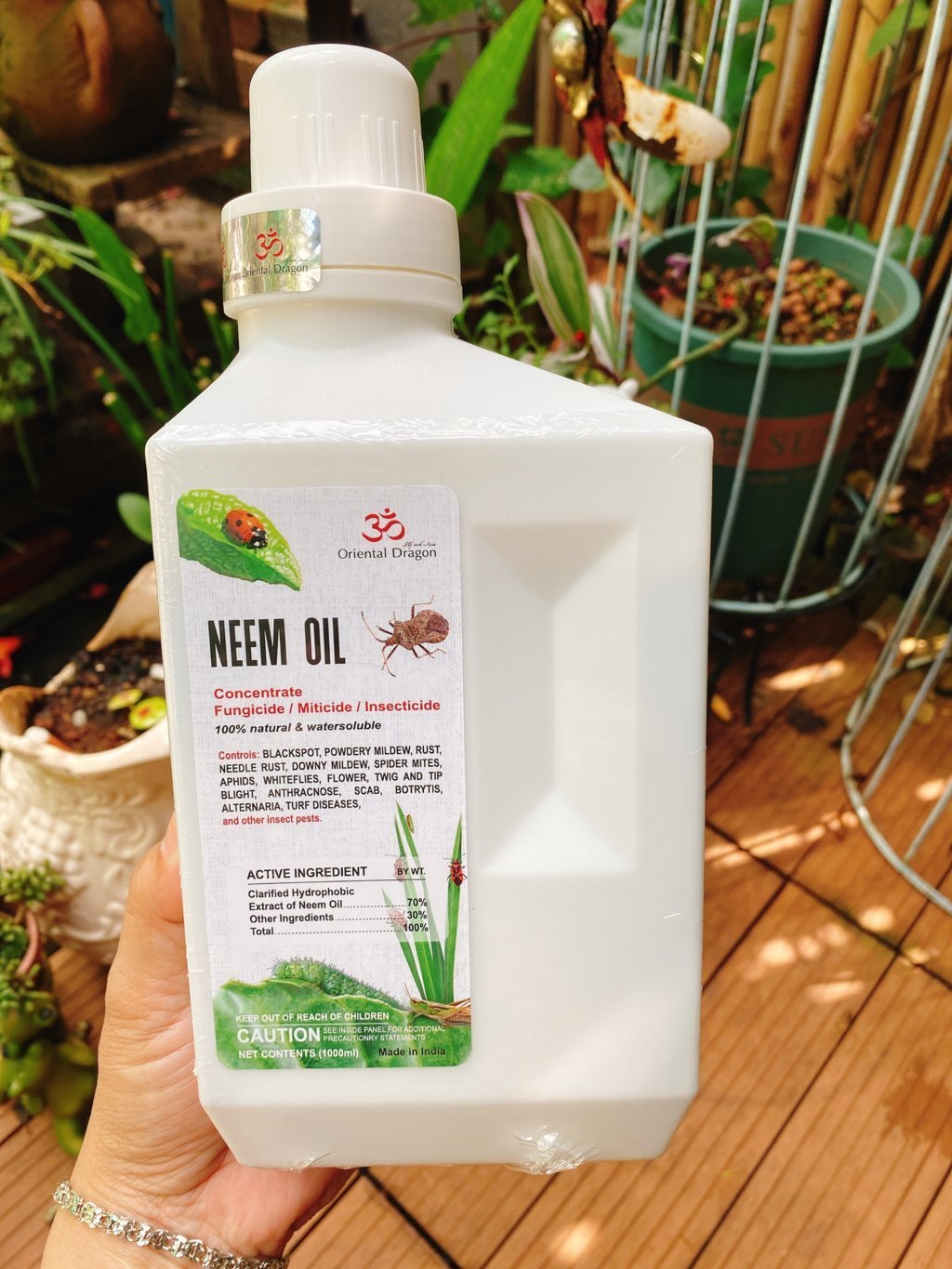 Thuốc sâu hữu cơ Neem (1l)